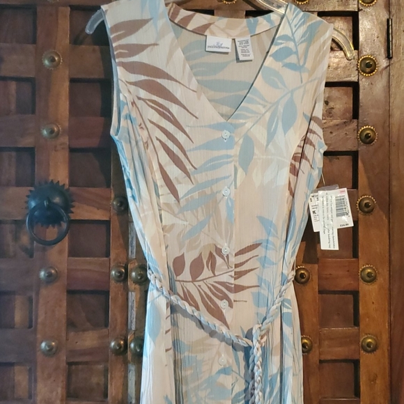 SOLD - Picture 2 of 6